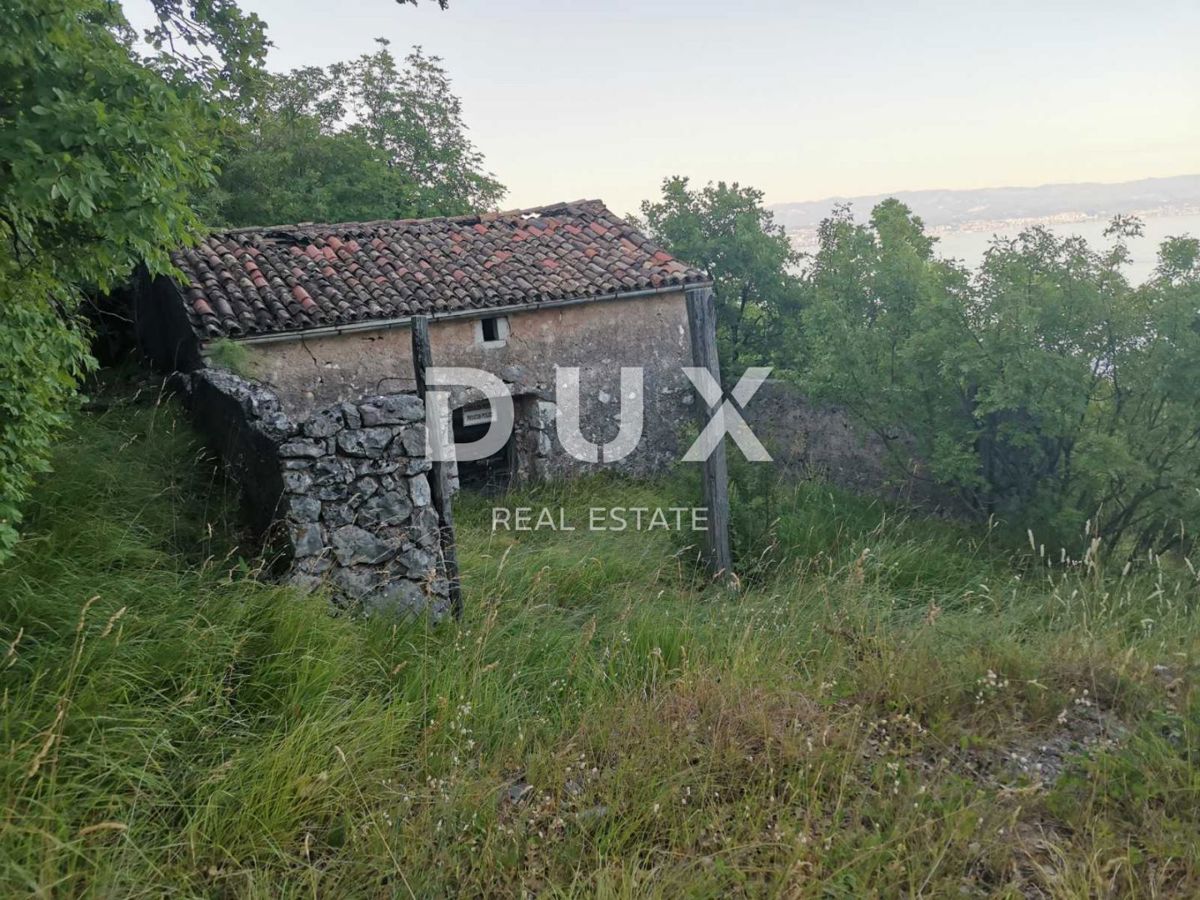 OPATIJA, MOŠĆENIČKA DRAGA, MOŠĆENICE - terreno edificabile 4300m2 con vista panoramica sul mare per ville in affitto / appartamenti / villa familiare 