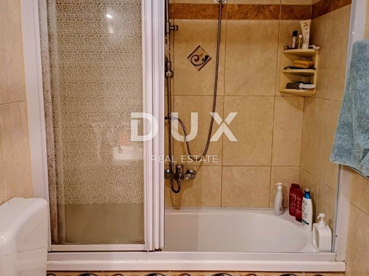 RIJEKA, HOSTI - 3BR+LR con vista mare