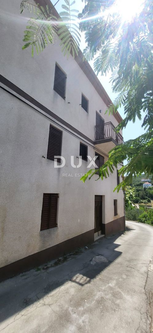 ISOLA DI UGLJAN, KALI - Spaziosa casa a 180 m dal mare con quattro piani e tre posti auto!