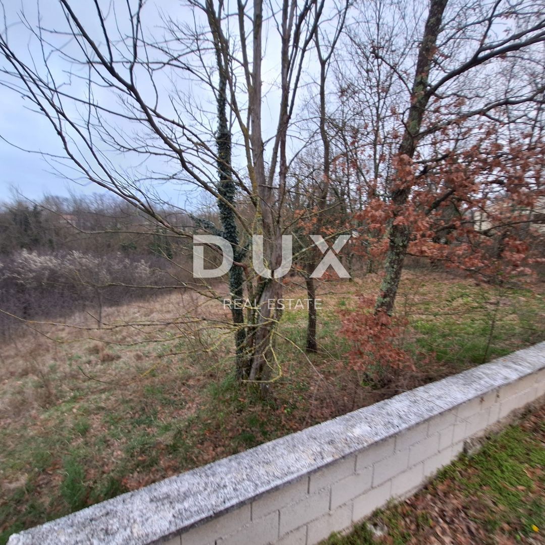 ISTRIA, ŽMINJ - Terreno edificabile 799m2!