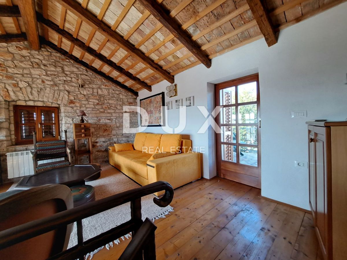 ISTRIA, PARENZO, VABRIGA - casa in pietra ristrutturata con piscina