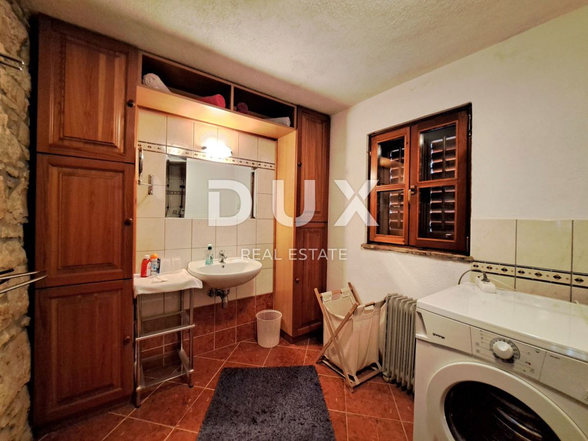 ISTRIA, PARENZO, VABRIGA - casa in pietra ristrutturata con piscina