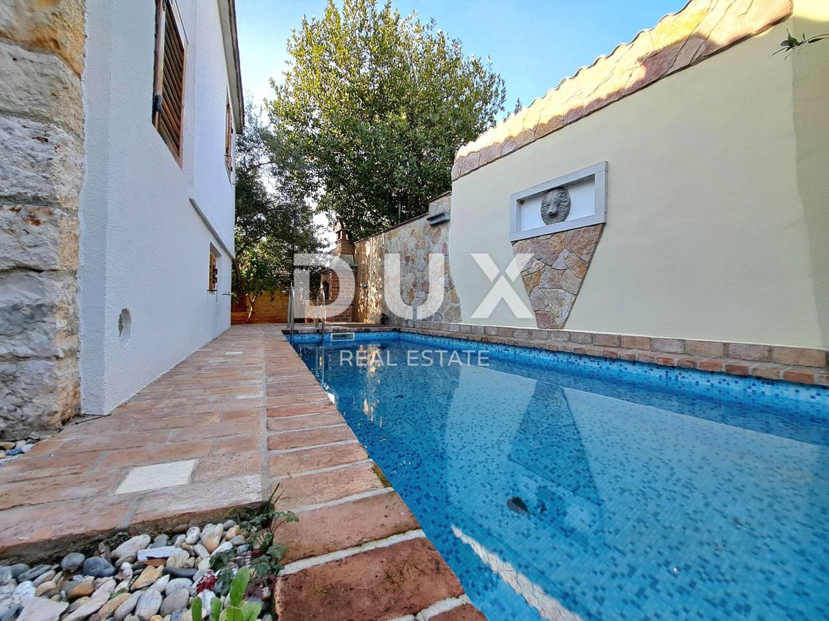 ISTRIA, PARENZO, VABRIGA - casa in pietra ristrutturata con piscina