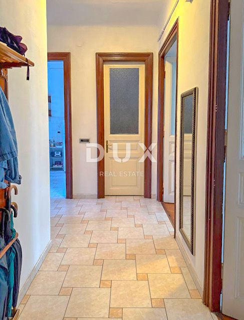 FIUME, CENTRO - Appartamento 116m2, prima fila al mare!