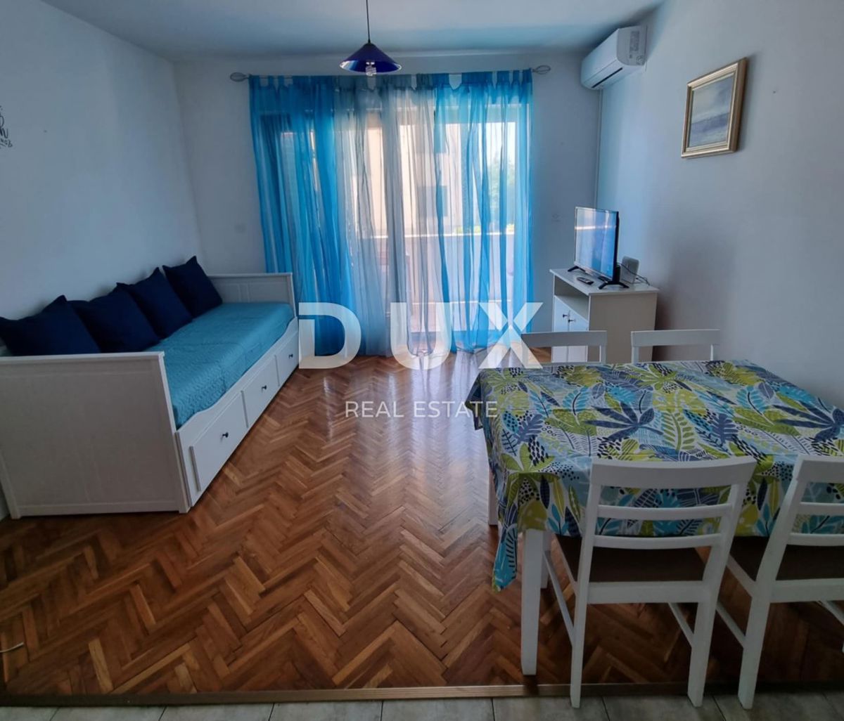 NOVI VINODOLSKI - Bellissimo e moderno appartamento a 170 m dal mare