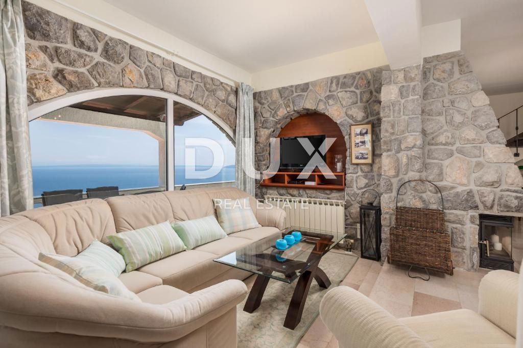 ABBAZIA, LOVRAN – Elegante appartamento con vista panoramica sul mare