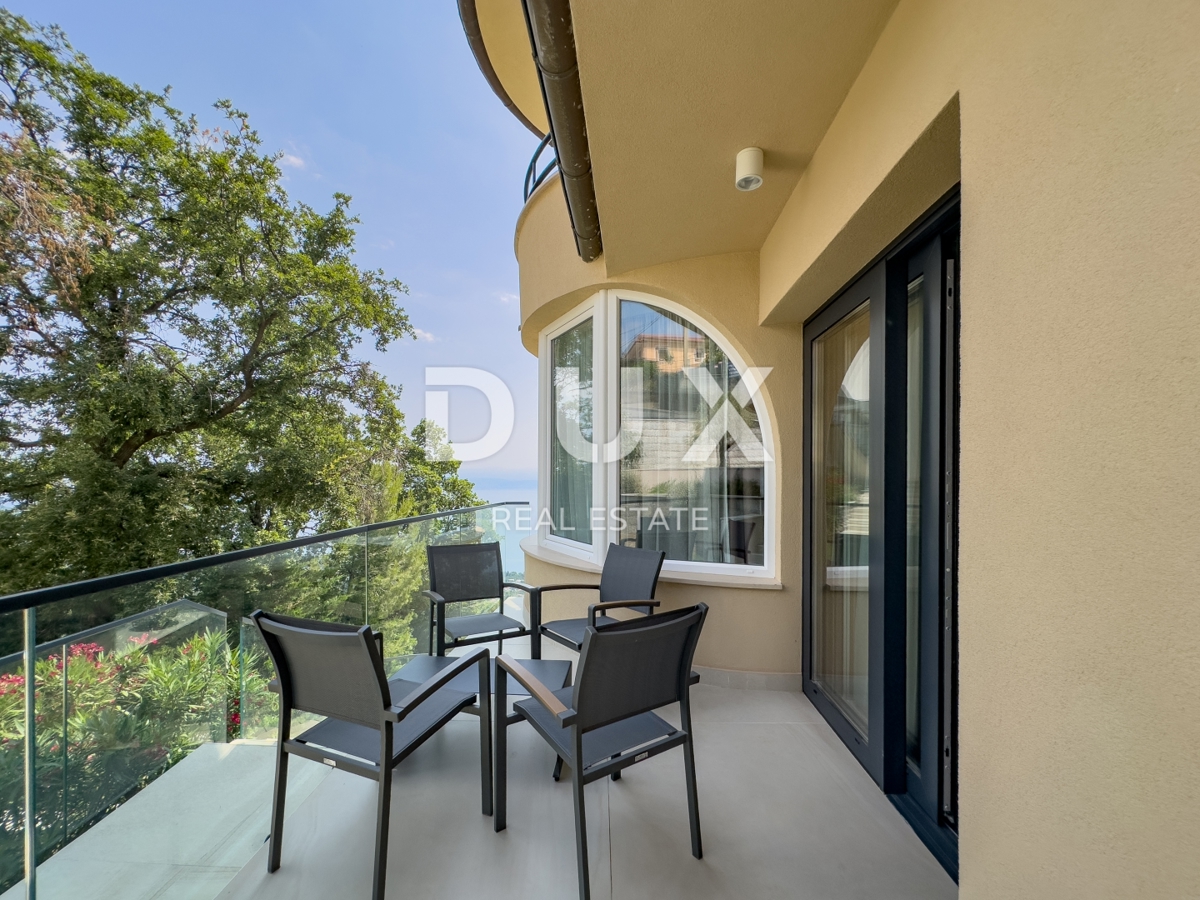 OPATIJA, LOVRAN – Appartamento esclusivo con vista panoramica e piscina