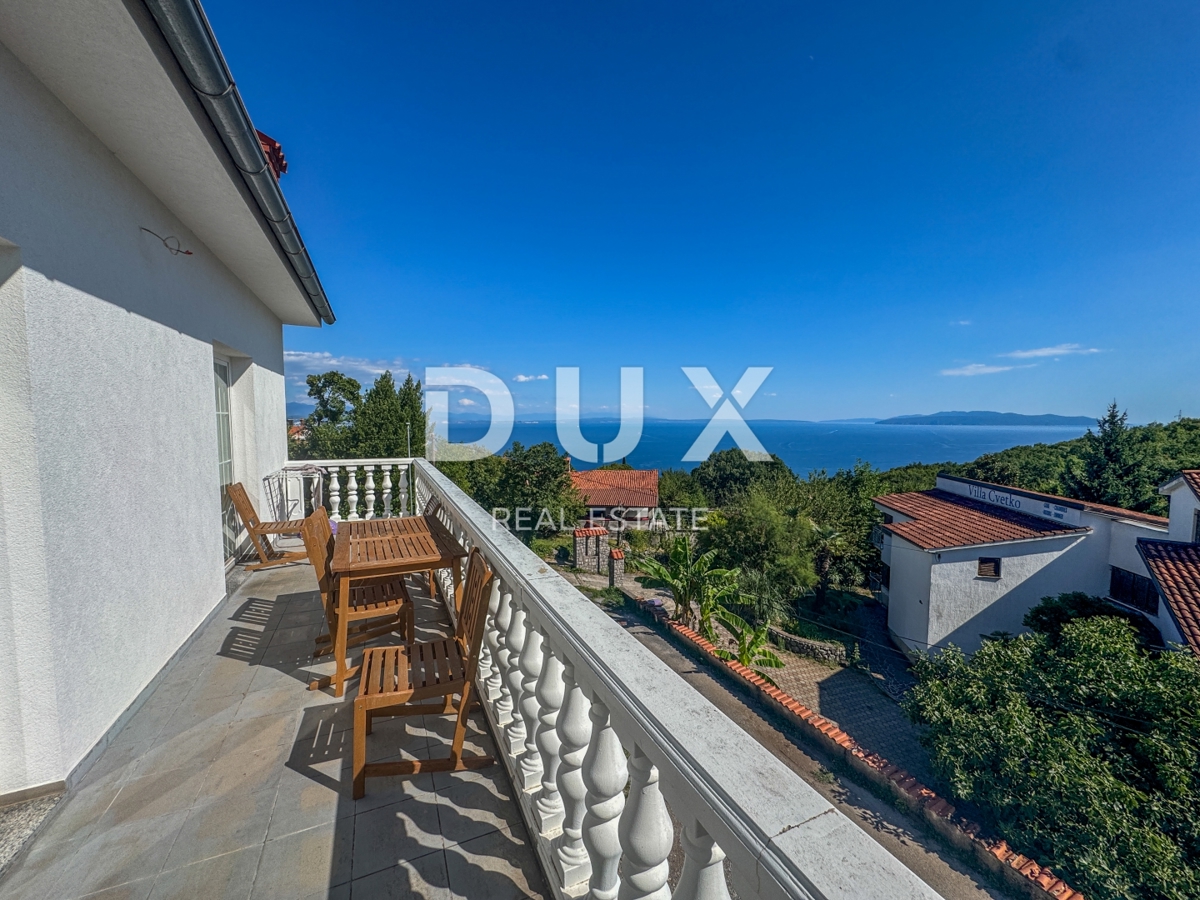 OPATIJA, POBRI - spaziosa casa indipendente con vista mare, giardino e diverse unità abitative