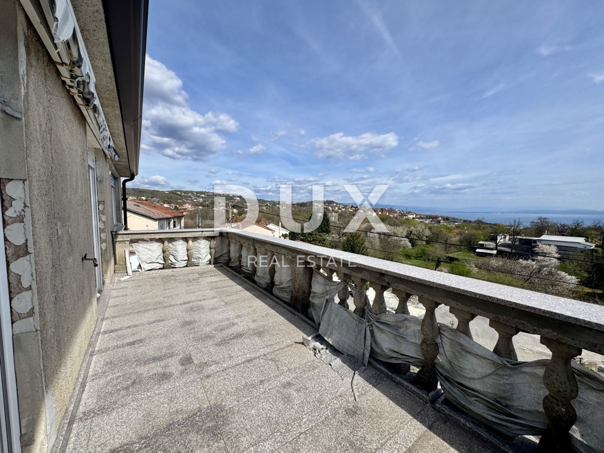 OPATIJA, MATULJI - casa bifamiliare con vista mare con grande potenziale abitativo e di investimento nel Quarnero