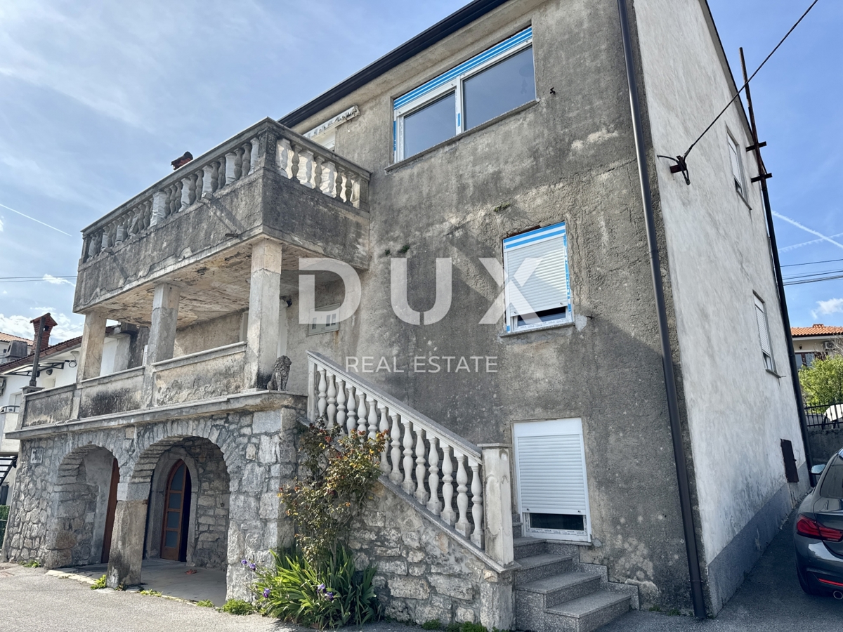 OPATIJA, MATULJI - casa bifamiliare con vista mare con grande potenziale abitativo e di investimento nel Quarnero