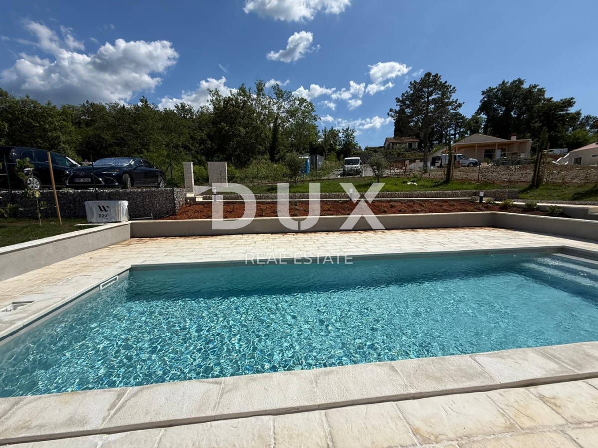 ISTRIA, MONTONA - Nuova costruzione armoniosa con piscina