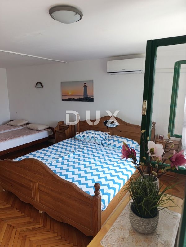CRIKVENICA, SELCE - casa bifamiliare a 260 m dal mare