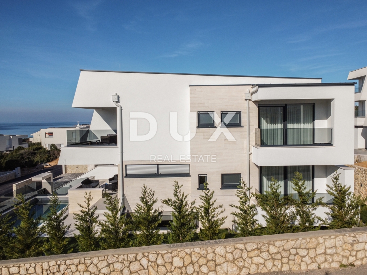 ISOLA DI PAG, NOVALJA - Villa con 5 camere da letto, piscina e sauna, 176,5 m2