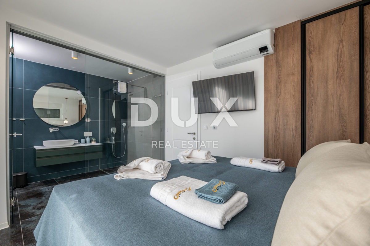 ISOLA DI PAG, NOVALJA - Villa con 5 camere da letto, piscina e sauna, 176,5 m2