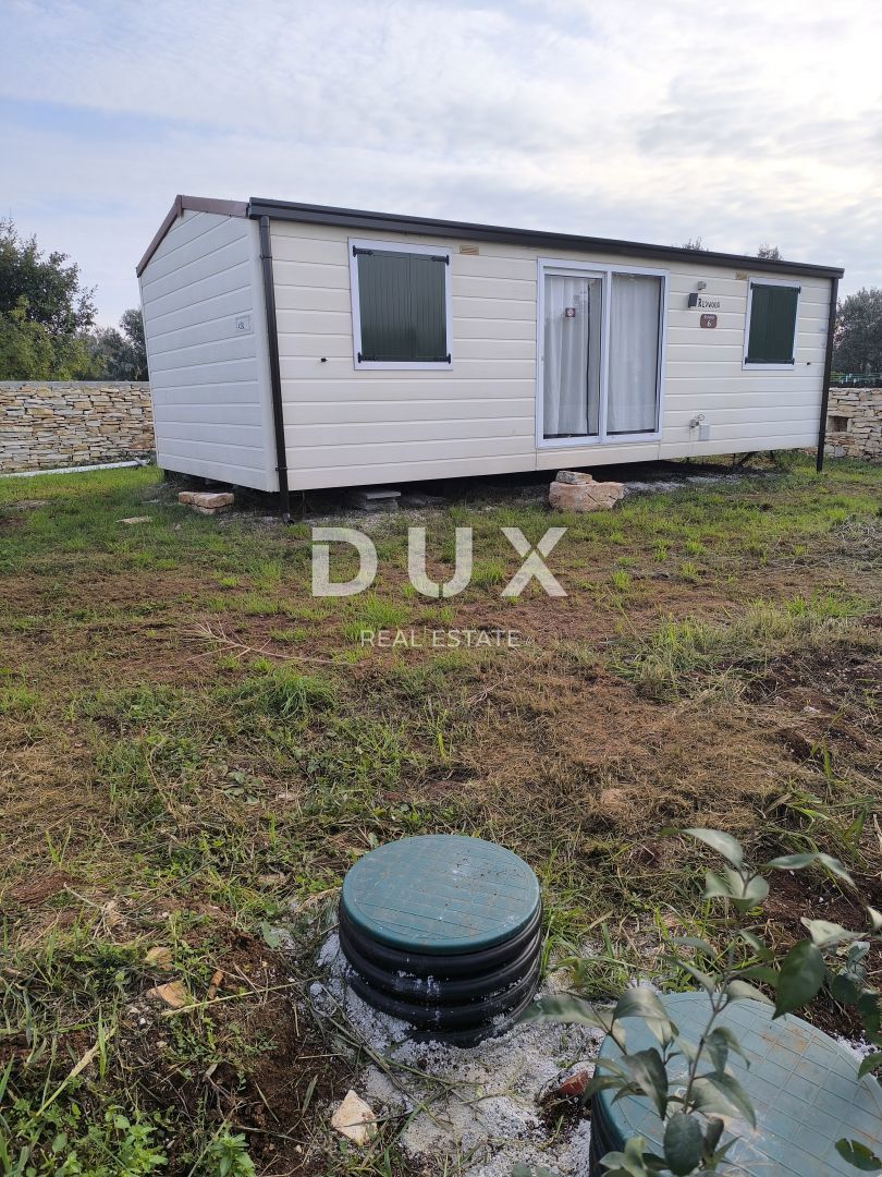 ISTRIA, PEROJ - Due case mobili su 1000 m2 - VICINO ALLA SPIAGGIA!!