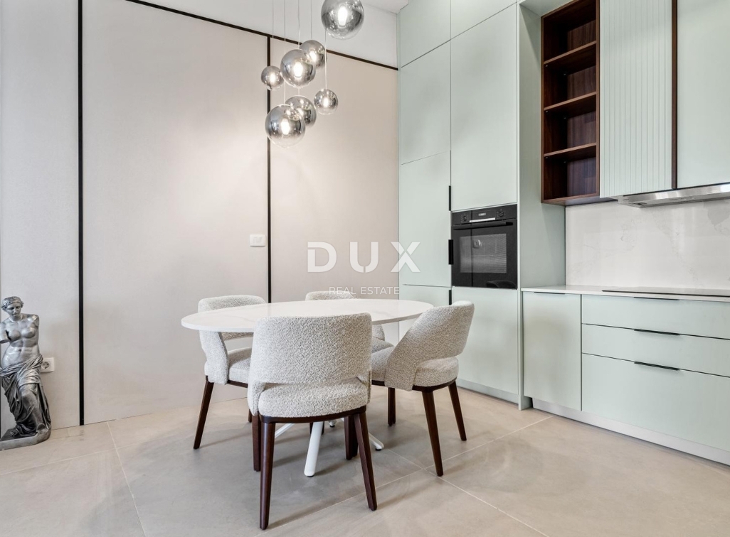 ABBAZIA, LOVRAN - appartamento con vista panoramica sul mare, terrazza e piscina in comune