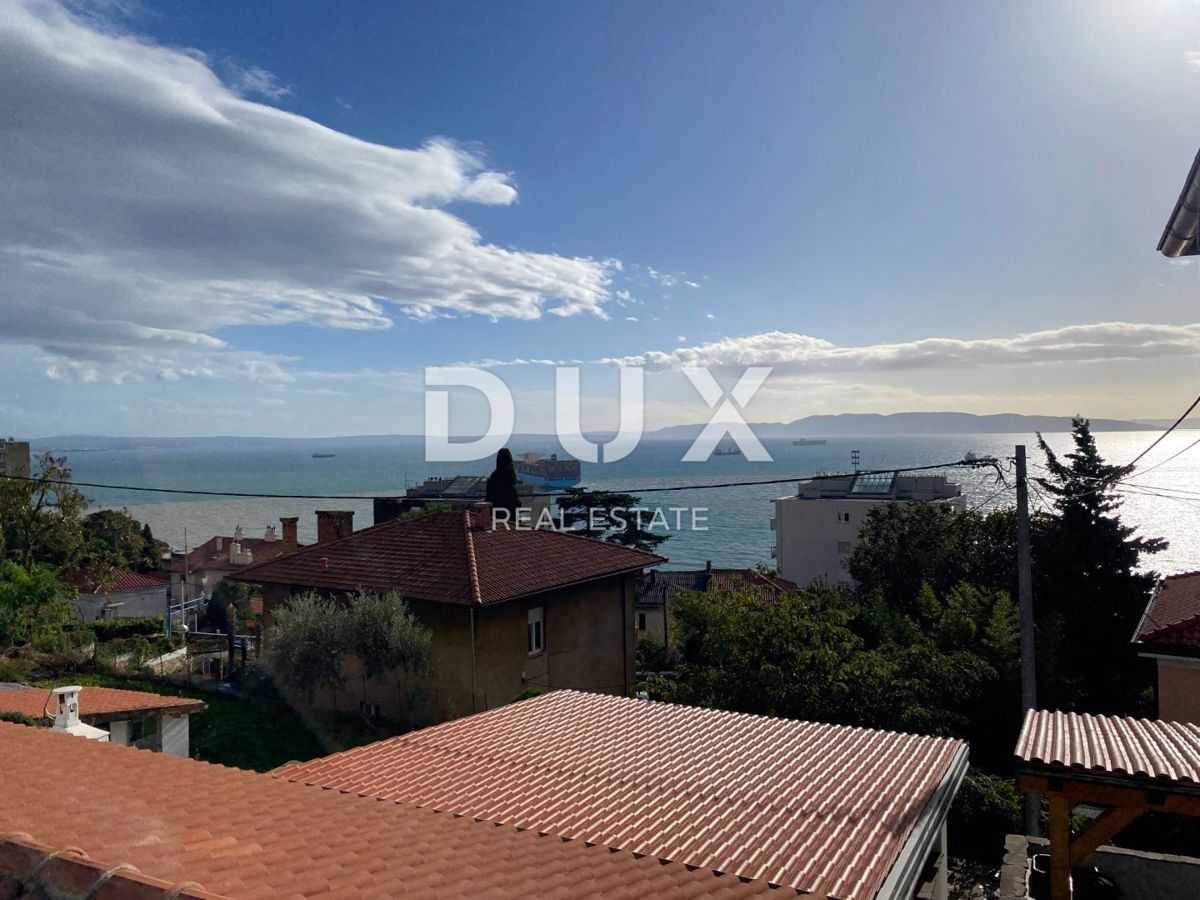 RIJEKA, KRIMEA - casa indipendente con vista mare + giardino! OPPORTUNITÀ!