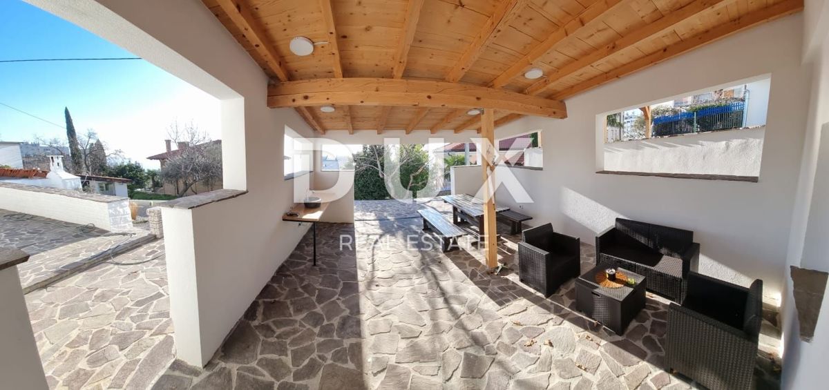 RIJEKA, KRIMEA - casa indipendente con vista mare + giardino! OPPORTUNITÀ!