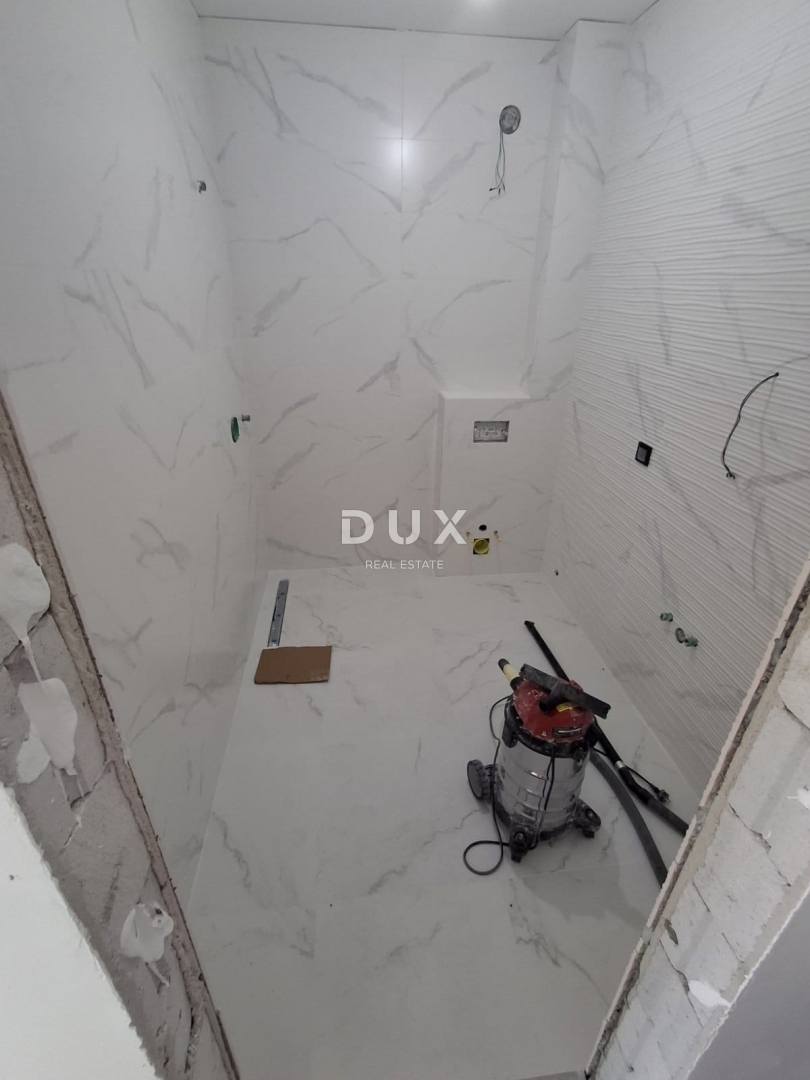 ISOLA DI PAG, PAG - esclusivo appartamento 2 camere da letto + soggiorno in un NUOVO EDIFICIO + terrazza! OCCASIONE!