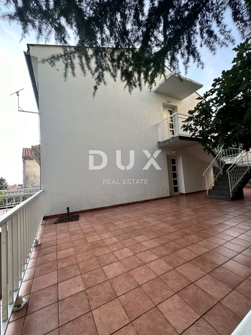 CRIKVENICA, SELCE - Casa nel centro di Selce, con vista mare