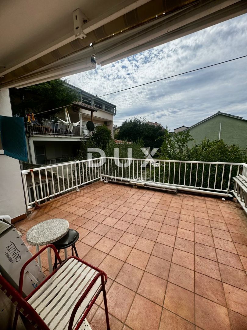 CRIKVENICA, SELCE - Casa nel centro di Selce, con vista mare