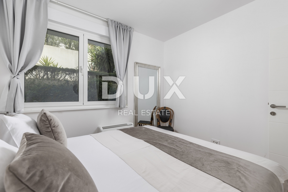 OPATIJA, IČIĆI - appartamento 79m2 con giardino in un edificio nuovo con piscina sul tetto, vista mare, parcheggio