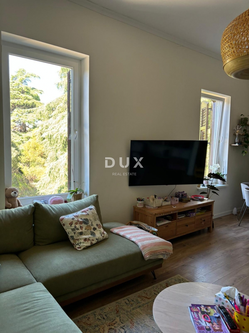 ISTRIA, POLA - Bellissimo appartamento austro-ungarico ristrutturato e pieno di luce! 