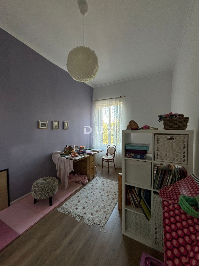 ISTRIA, POLA - Bellissimo appartamento austro-ungarico ristrutturato e pieno di luce! 