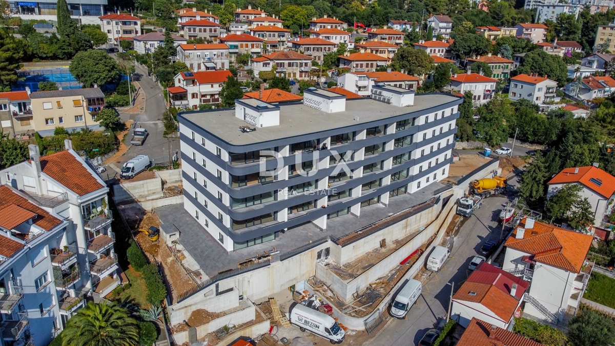 RIJEKA, KANTRIDA - Appartamento di 94 m2 in un lussuoso edificio di nuova costruzione a soli 250 metri dal mare con garage e vista panoramica sul mare