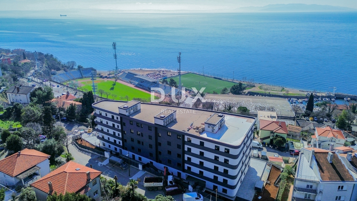 RIJEKA, KANTRIDA - Appartamento di 94 m2 in un lussuoso edificio di nuova costruzione a soli 250 metri dal mare con garage e vista panoramica sul mare