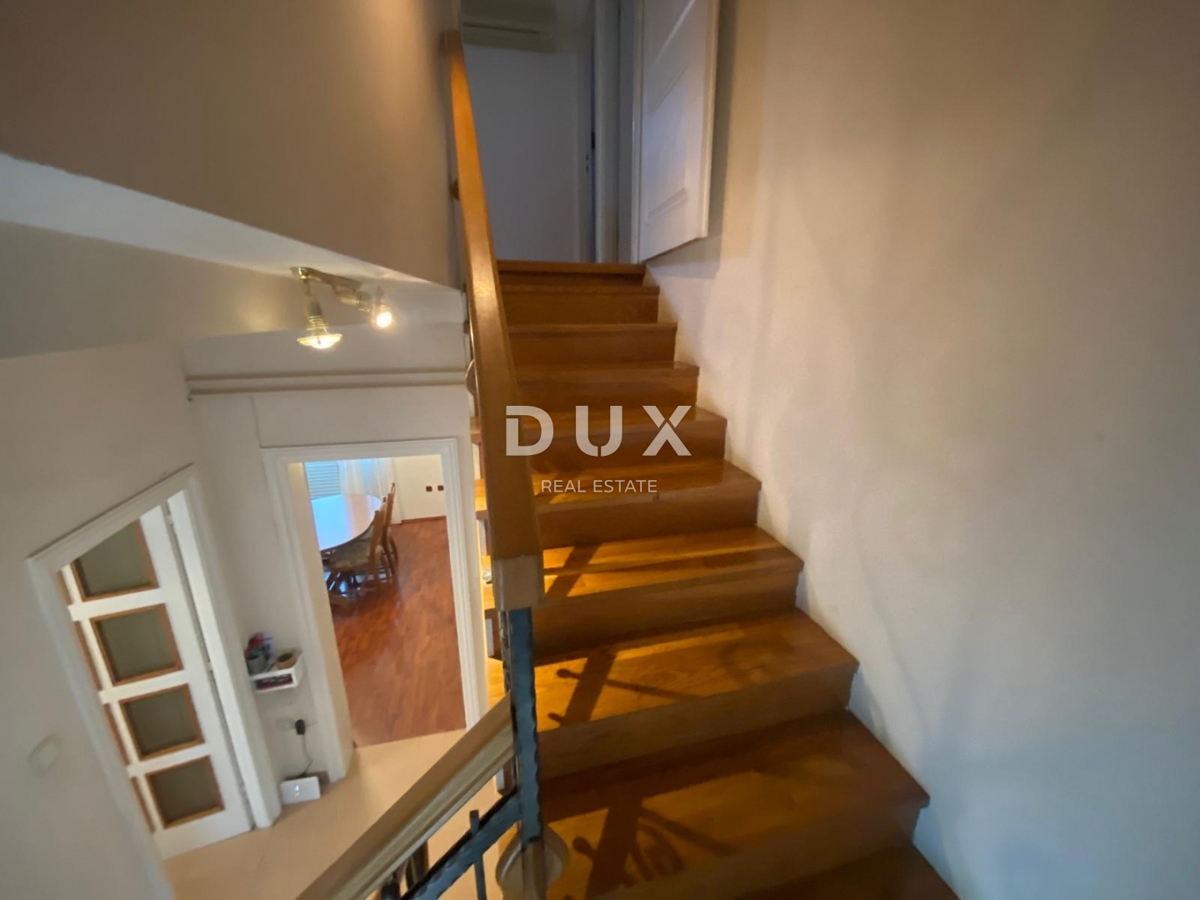 RIJEKA, TRSAT - appartamento 132 m2, 4 camere da letto + soggiorno con vista panoramica sul mare + appartamento aggiuntivo 31 m2! OCCASIONE!