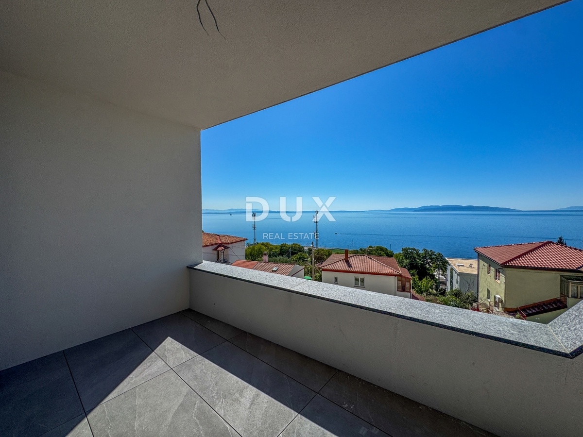 RIJEKA, KANTRIDA - Appartamento di 141 m2 in un lussuoso edificio di nuova costruzione a soli 250 metri dal mare con garage e vista panoramica sul mare