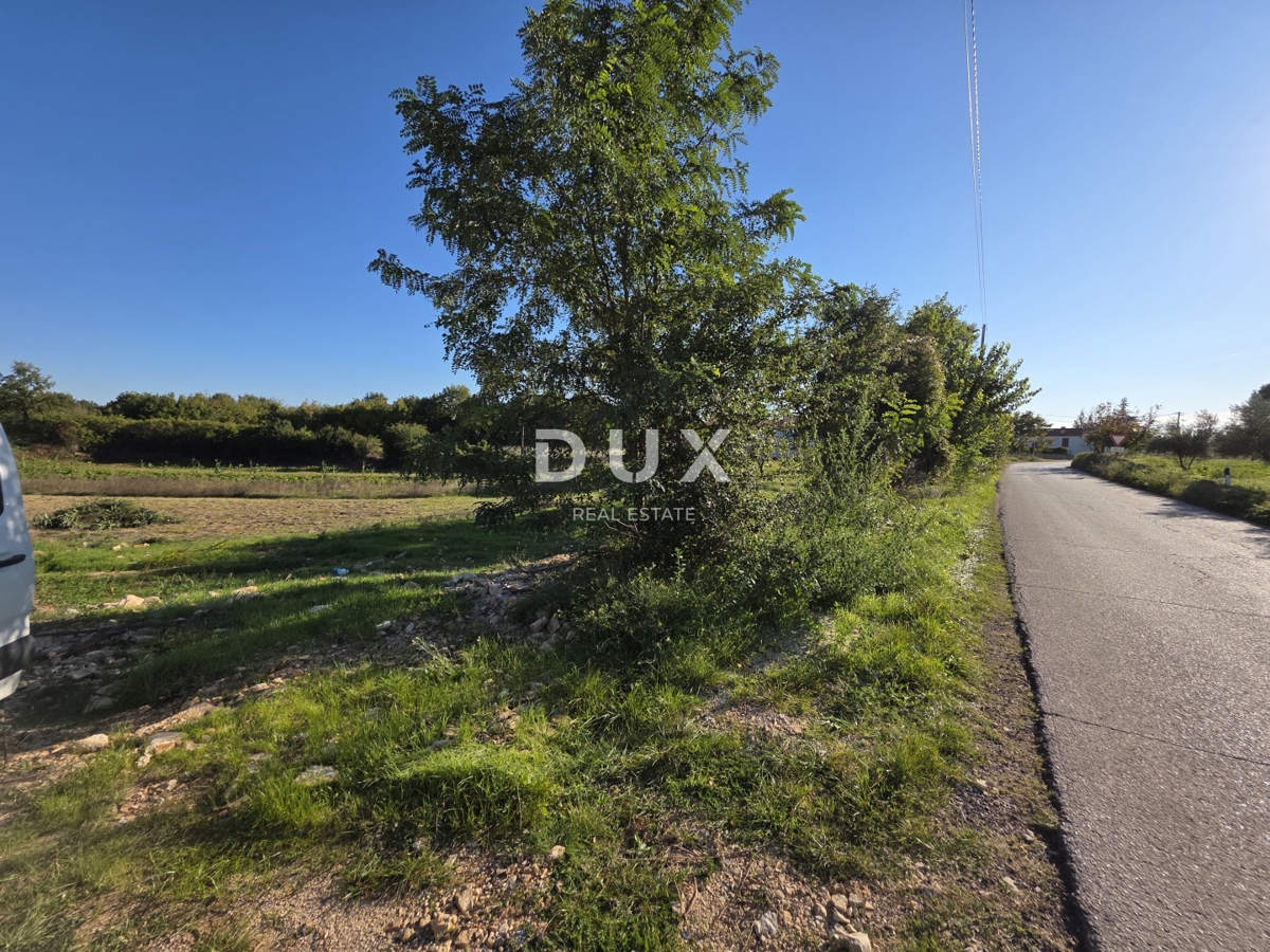 Terreno Svetvinčenat, 644m2