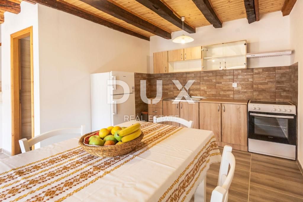 ISTRIA, MARČANA - Casa ristrutturata nel centro del paese