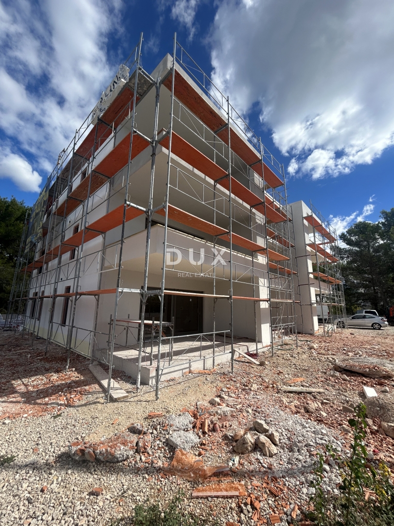 ŠIBENIK, SRIMA – Moderno appartamento in un nuovo edificio vicino alla spiaggia