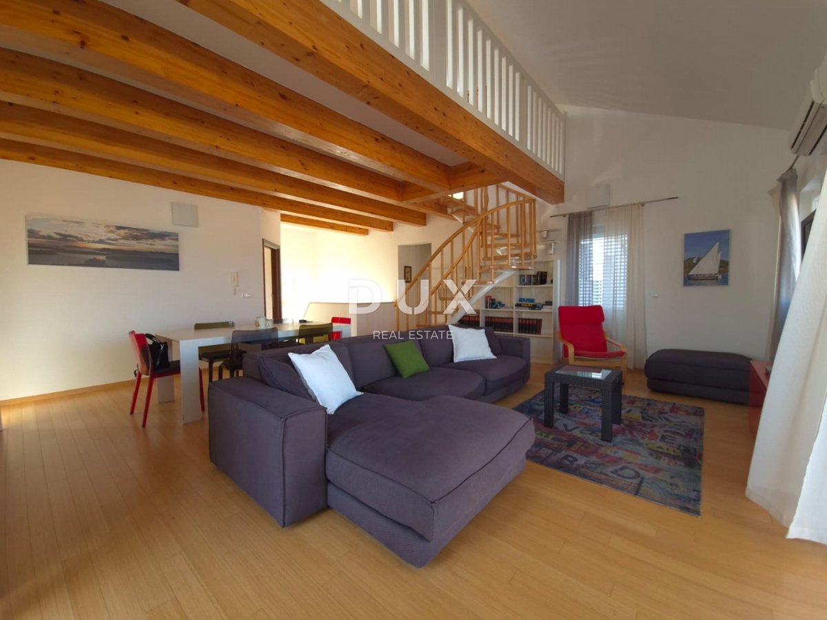 ISOLA ISOLA MURTER, MURTER - OCCASIONE! Esclusivo attico con quattro camere da letto