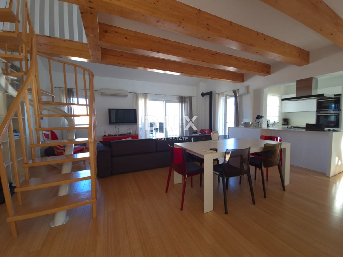 ISOLA ISOLA MURTER, MURTER - OCCASIONE! Esclusivo attico con quattro camere da letto