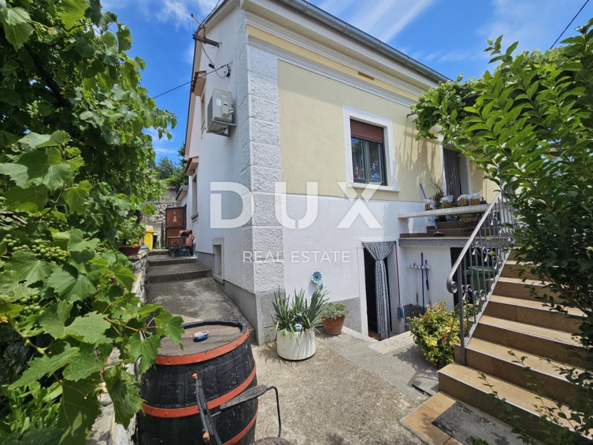 BAKAR, HRELJIN - casa costiera indipendente, giardino