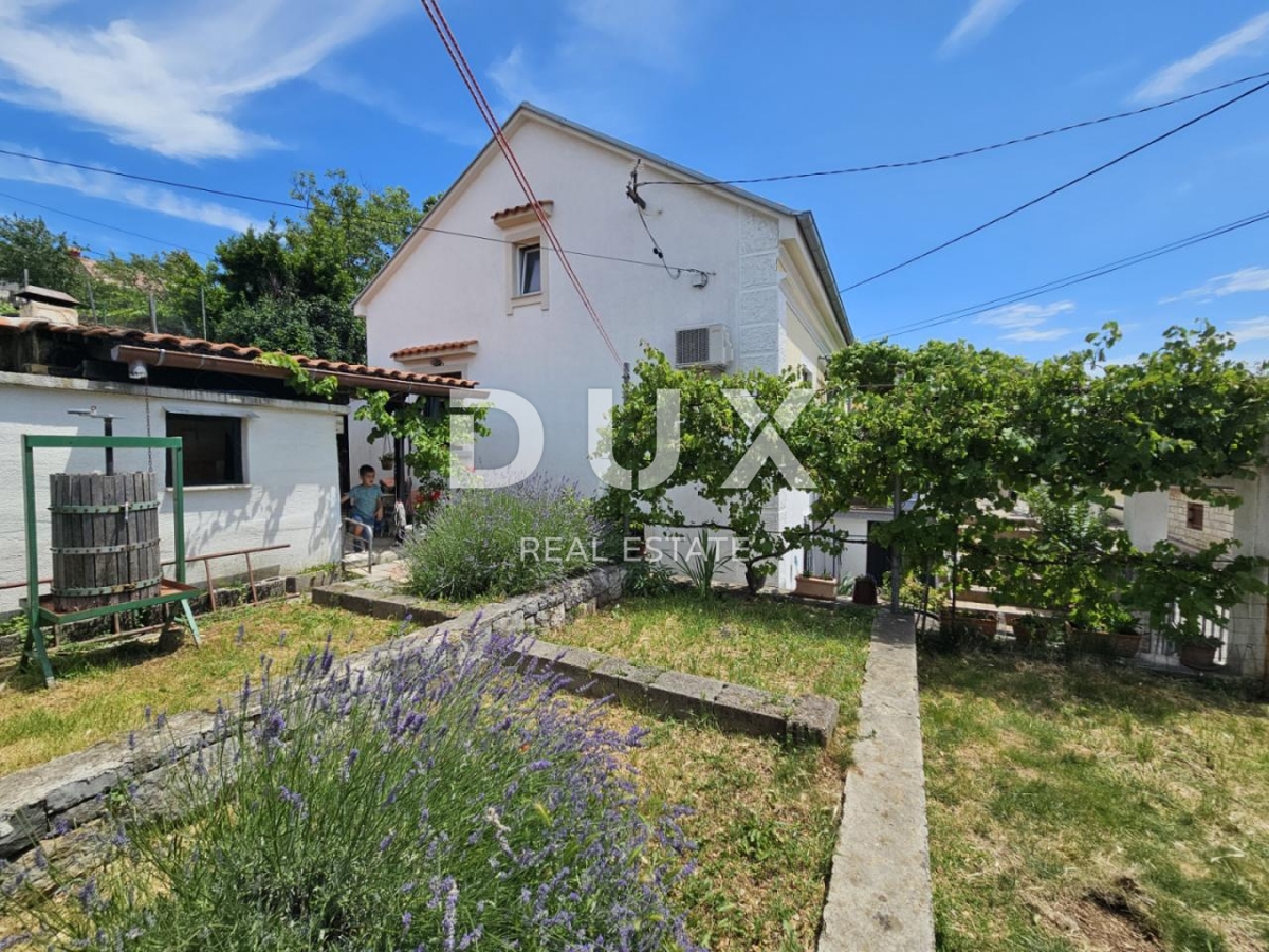 BAKAR, HRELJIN - casa costiera indipendente, giardino