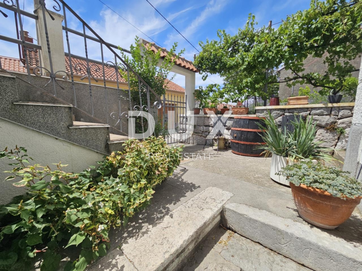 BAKAR, HRELJIN - casa costiera indipendente, giardino