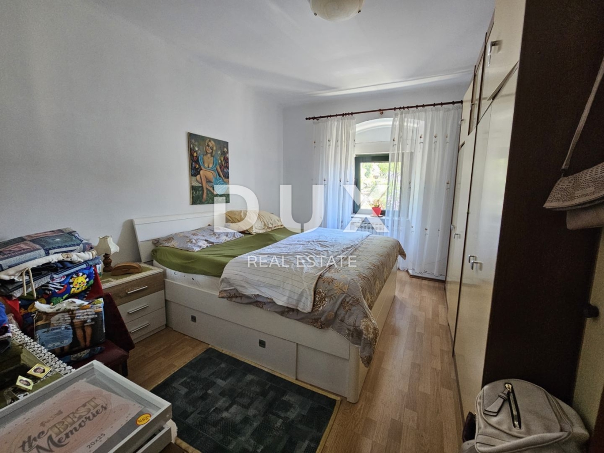 BAKAR, HRELJIN - casa costiera indipendente, giardino