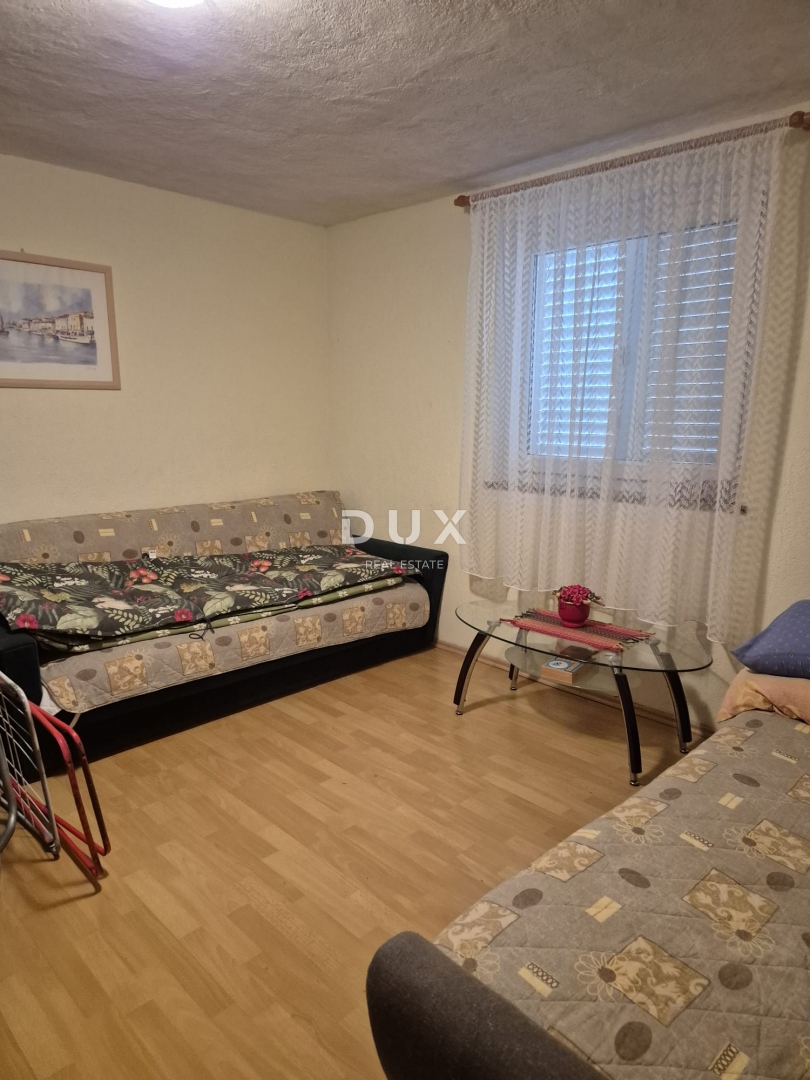 ZADAR, KARIN - OCCASIONE! Casa indipendente, a 100 m dalla spiaggia!