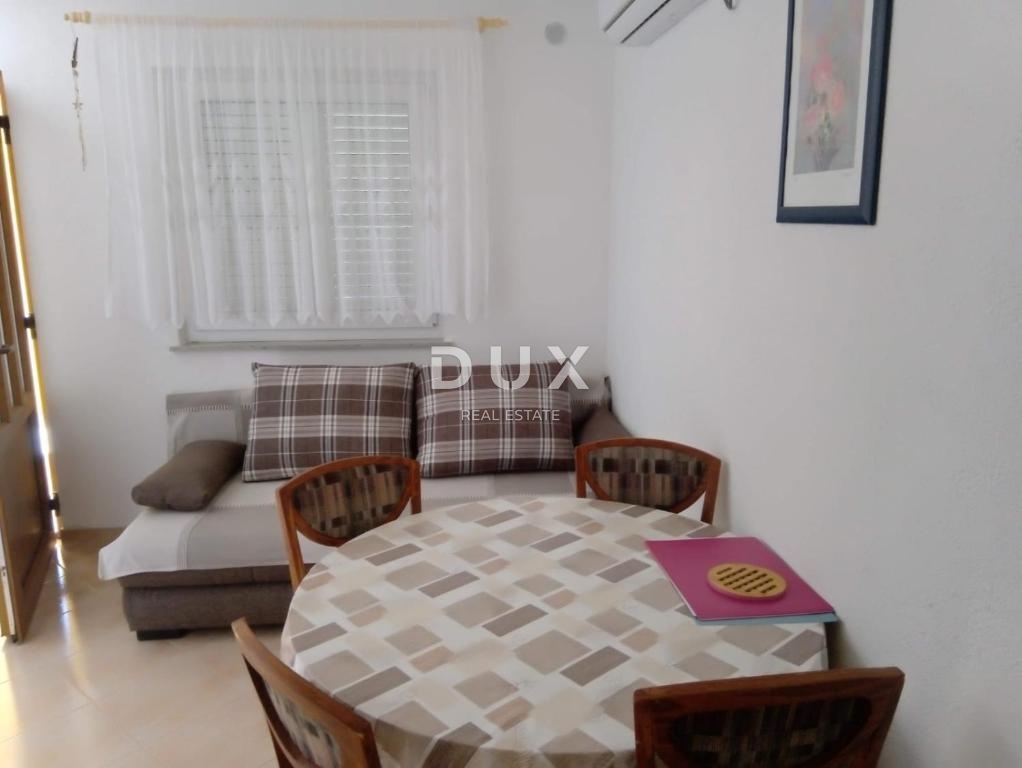 ZADAR, KARIN - OCCASIONE! Casa indipendente, a 100 m dalla spiaggia!