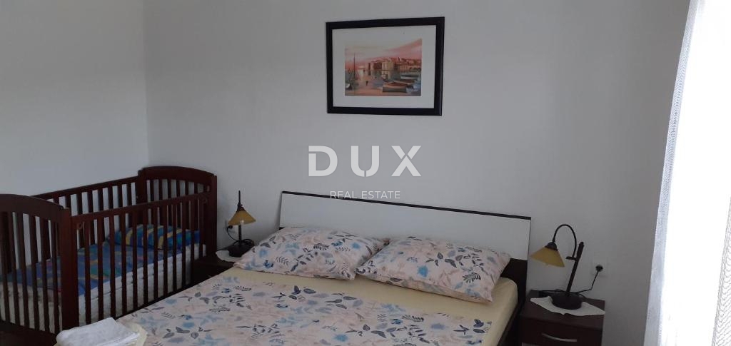 ZADAR, KARIN - OCCASIONE! Casa indipendente, a 100 m dalla spiaggia!