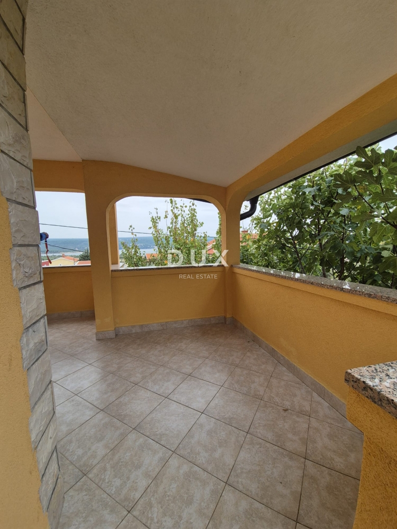 ZADAR, KARIN - OCCASIONE! Casa indipendente, a 100 m dalla spiaggia!