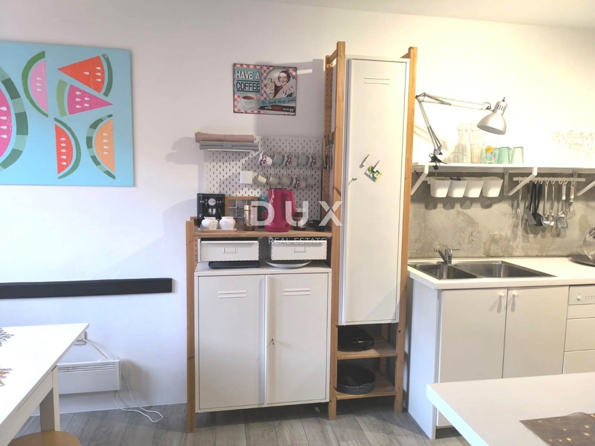 ISTRIA, POLA - Appartamento con 3 camere da letto + soggiorno, 2 bagni e garage