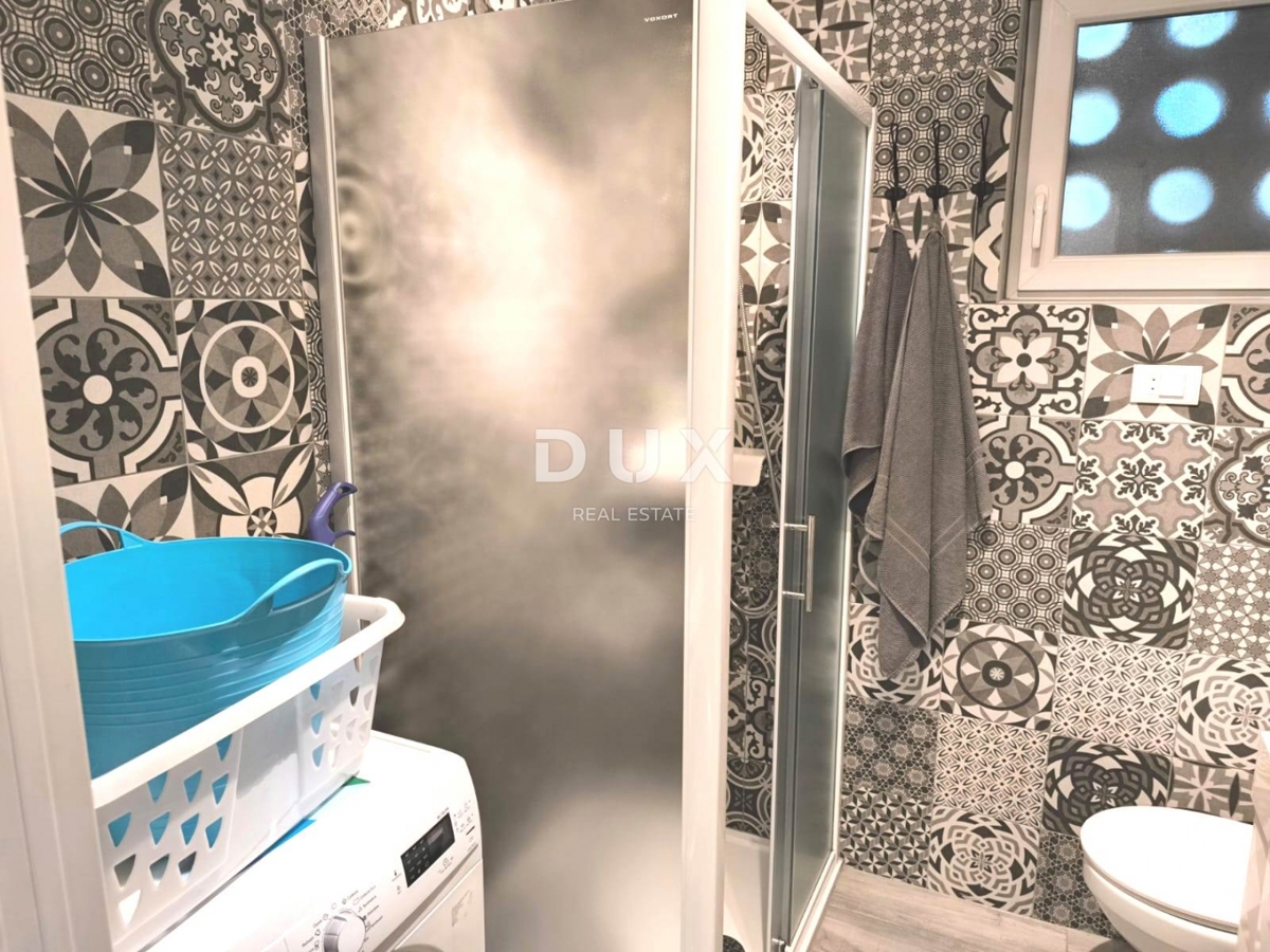 ISTRIA, POLA - Appartamento con 3 camere da letto + soggiorno, 2 bagni e garage