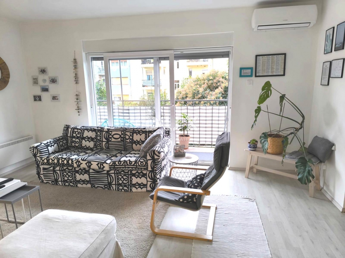 ISTRIA, POLA - Appartamento con 3 camere da letto + soggiorno, 2 bagni e garage