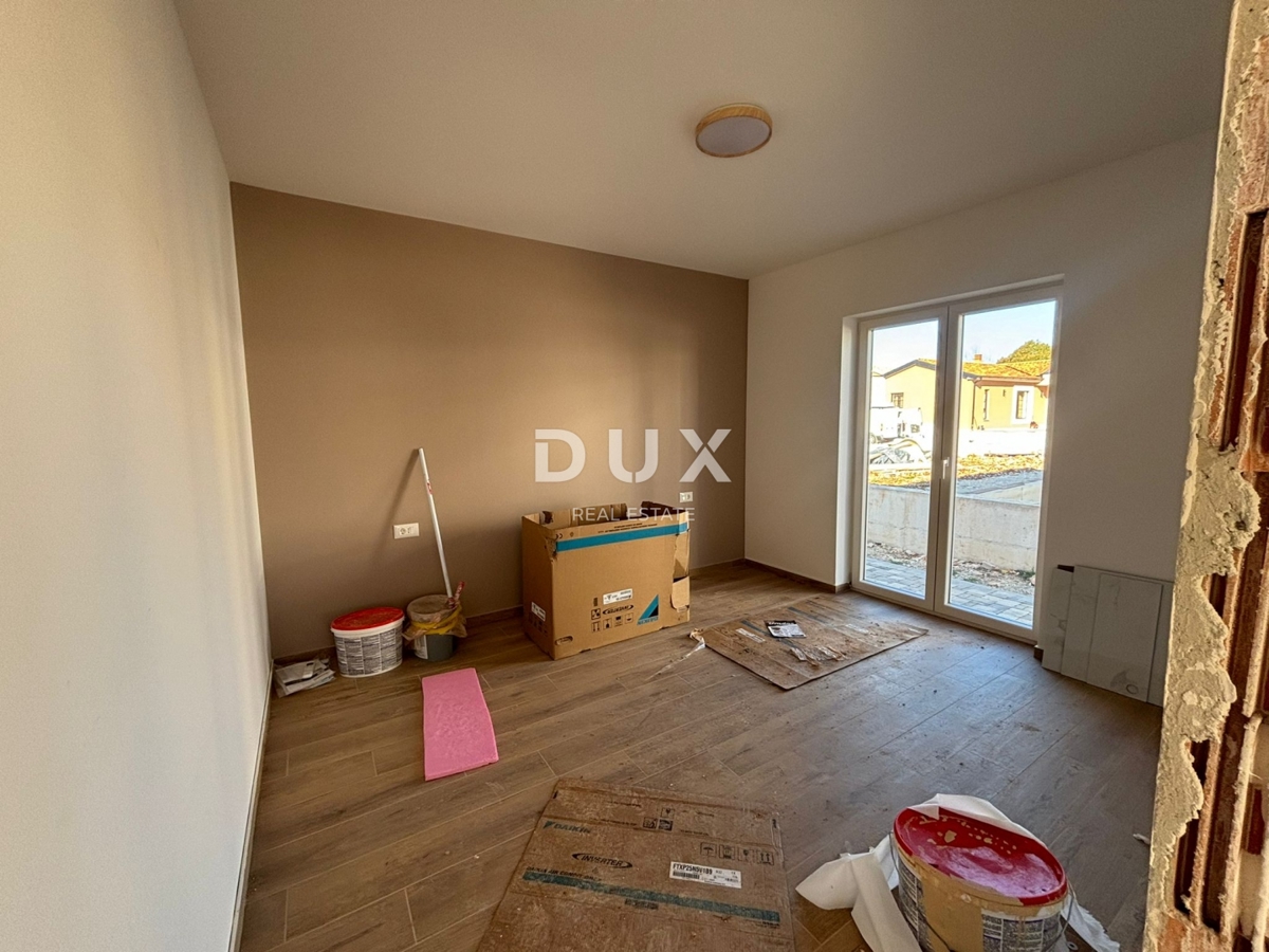 ISTRIA, ŽMINJ - Nuova casa mediterranea con vista sui vigneti in un complesso privato!