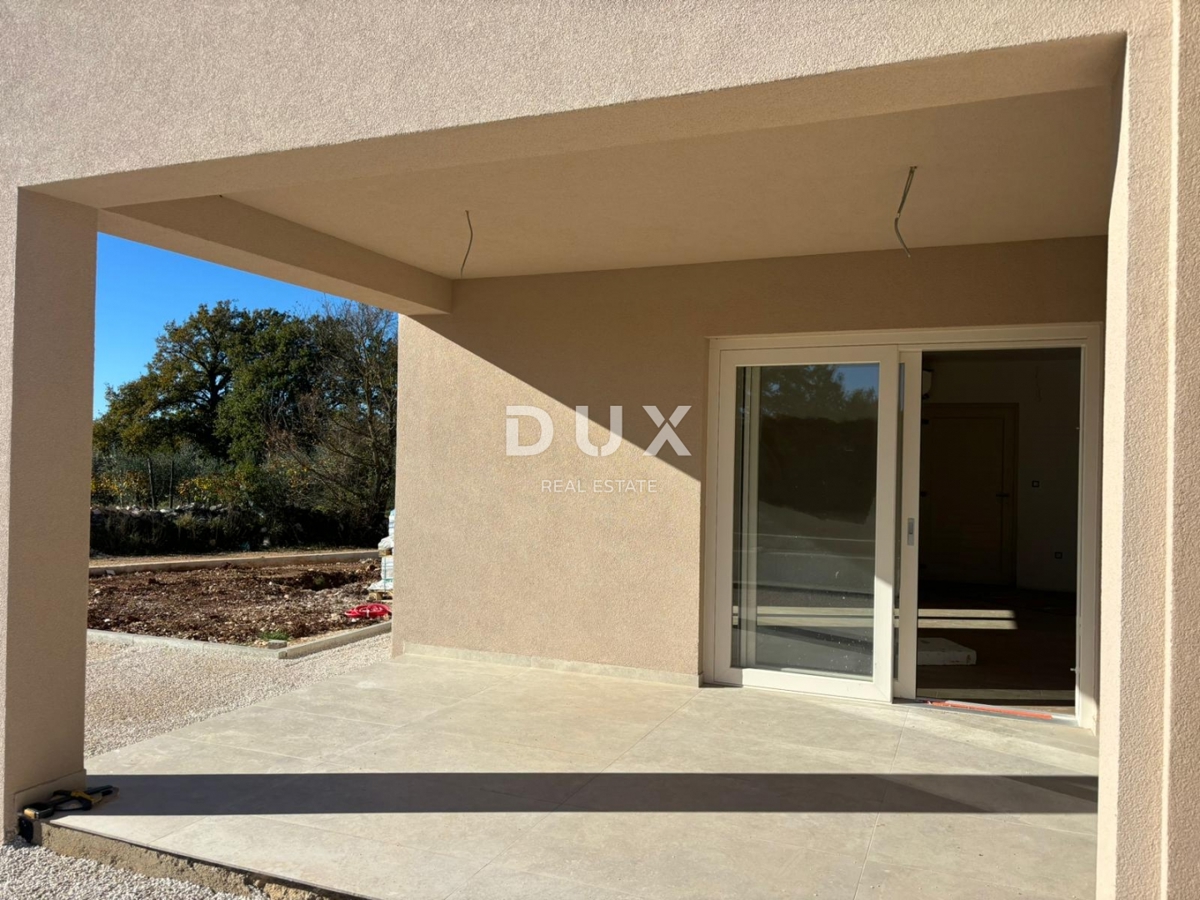 ISTRIA, ŽMINJ - Nuova casa mediterranea con vista sui vigneti in un complesso privato!